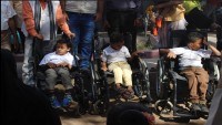 توزيع معدات التنقل للأشخاص ذوي الإعاقة الجسدية في اليمن
